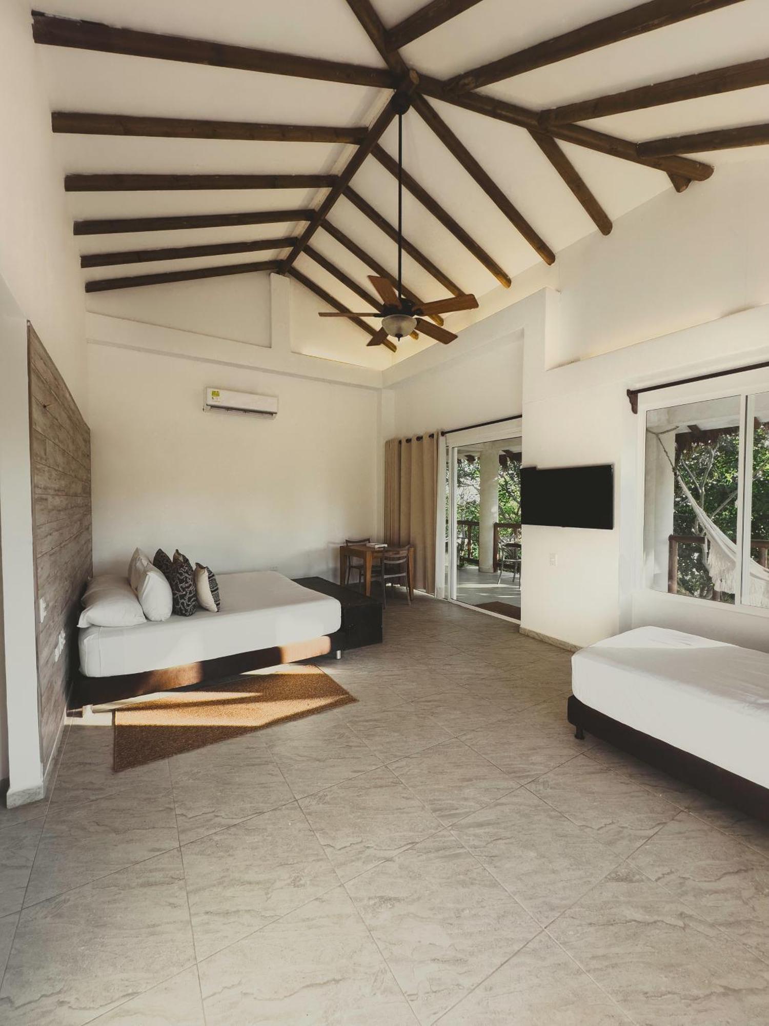 Sabai Beach Hotel Isla Barú Zewnętrze zdjęcie