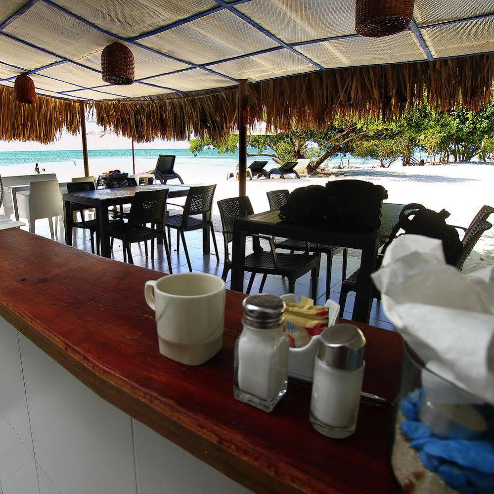 Sabai Beach Hotel Isla Barú Zewnętrze zdjęcie