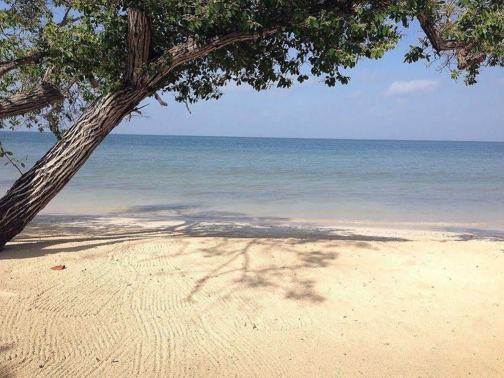 Sabai Beach Hotel Isla Barú Zewnętrze zdjęcie